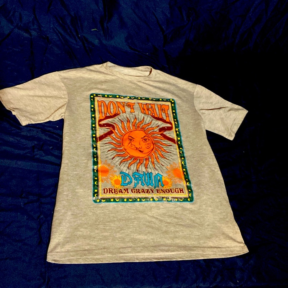 Sun & moon tee shirt